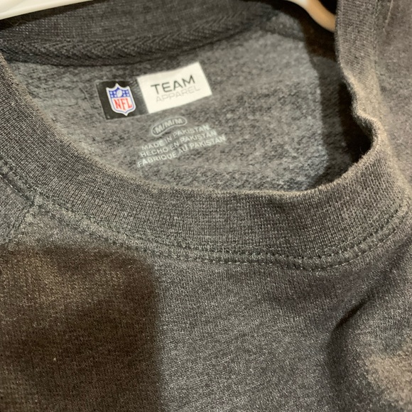 ❤️🏈 Houston Texans Bundle: Shirt, Sweatshirt and Windbreaker Jacket 🏈❤️ - Picture 9 of 9